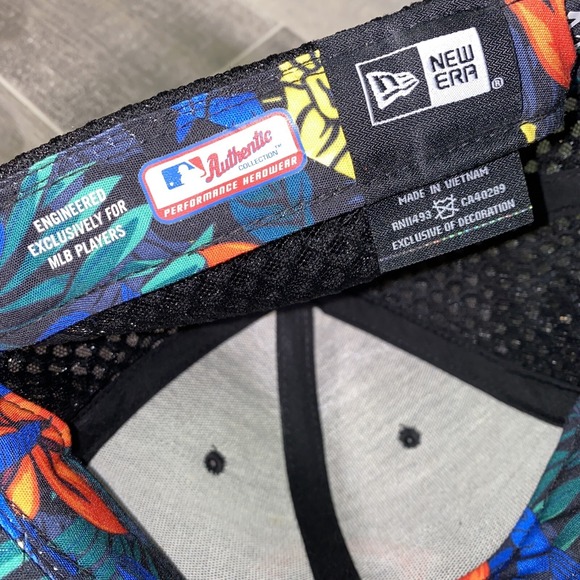 Cincinnati Reds New Era Hat Size 7 1/4 Hawaiian MLB Players Exclusive ASG 2017 - Picture 8 of 14